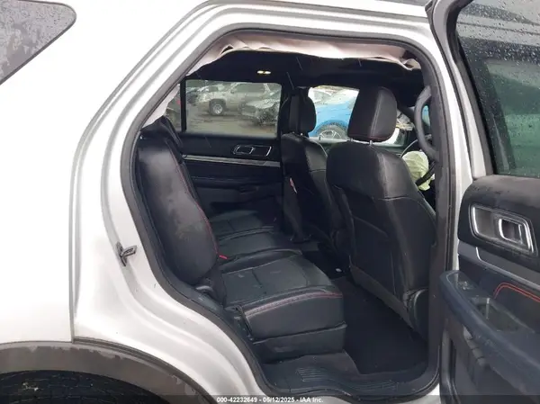 1FM5K8GT8JGC24863 2018 FORD EXPLORER - Image 8