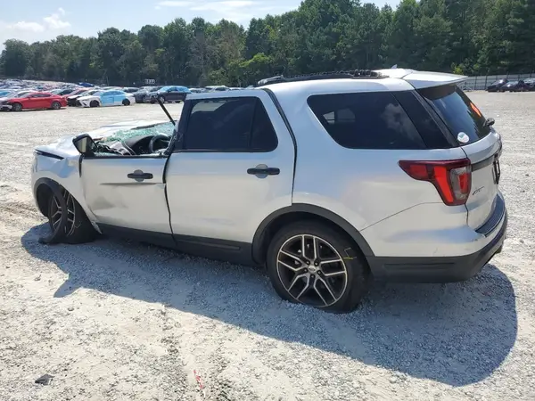 1FM5K8GT8JGC62500 2018 FORD EXPLORER - Image 2