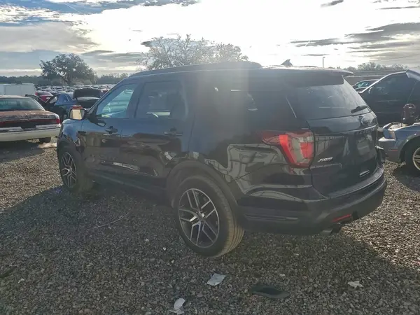 1FM5K8GT8JGC63842 2018 FORD EXPLORER - Image 2