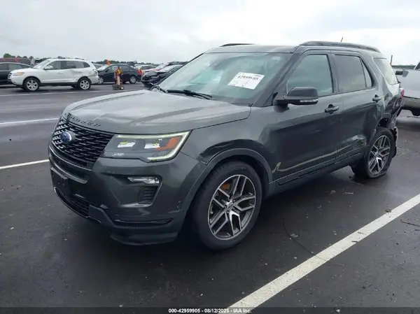 1FM5K8GT8JGC95786 2018 FORD EXPLORER - Image 2