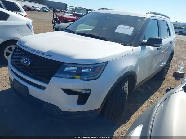 1FM5K8GT8KGB17118 2019 FORD EXPLORER - Image 2