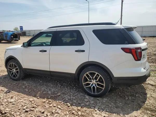 1FM5K8GT8KGB48868 2019 FORD EXPLORER - Image 2