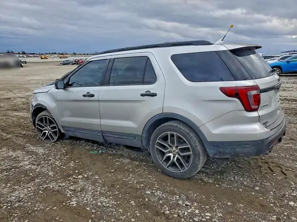 1FM5K8GT8KGB48983 2019 FORD EXPLORER - Image 2