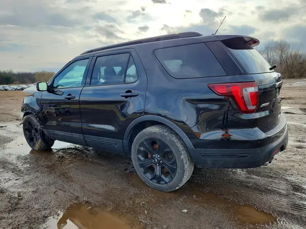 1FM5K8GT8KGB52483 2019 FORD EXPLORER - Image 2