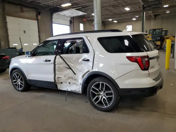 1FM5K8GT8KGB53696 2019 FORD EXPLORER - Image 2