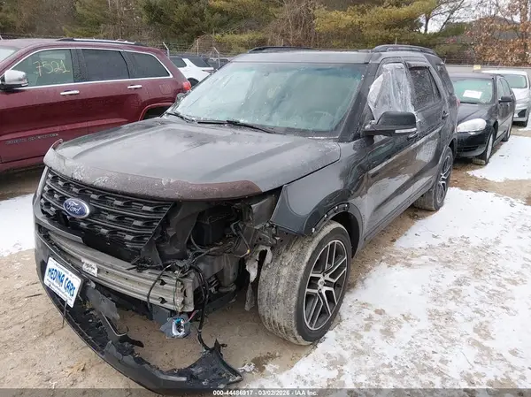 1FM5K8GT9GGA73900 2016 FORD EXPLORER - Image 2