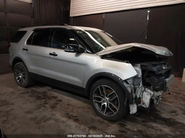 1FM5K8GT9GGB38759 2016 FORD EXPLORER - Image 1