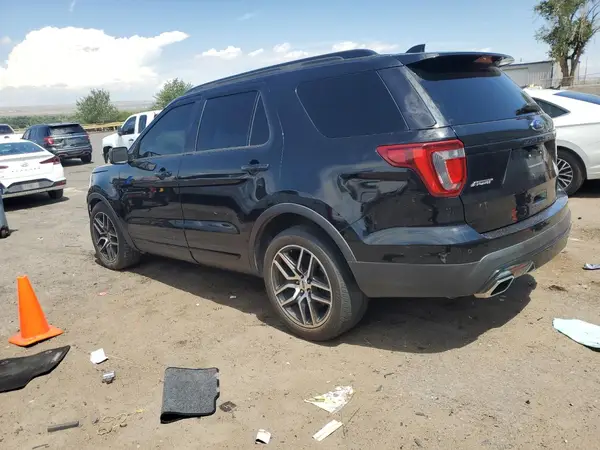 1FM5K8GT9GGC05215 2016 FORD EXPLORER - Image 2