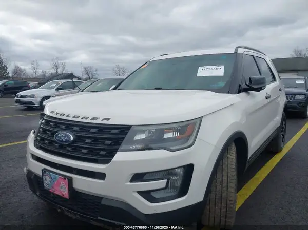 1FM5K8GT9GGC10415 2016 FORD EXPLORER - Image 2