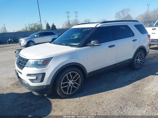 1FM5K8GT9GGC11452 2016 FORD EXPLORER - Image 2
