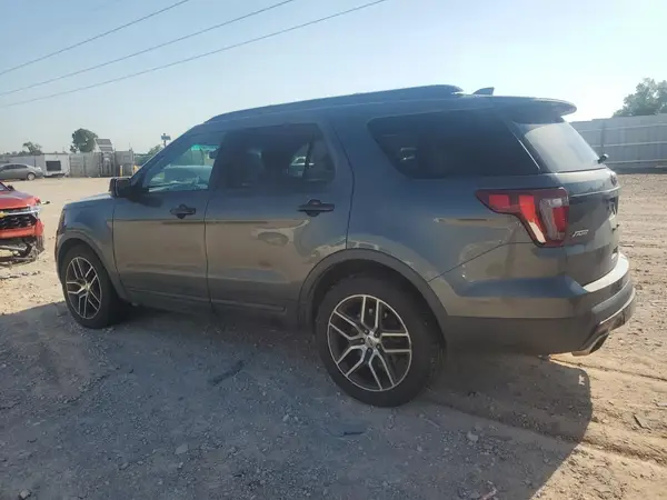 1FM5K8GT9GGC55418 2016 FORD EXPLORER - Image 2