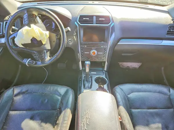 1FM5K8GT9GGD21000 2016 FORD EXPLORER - Image 8