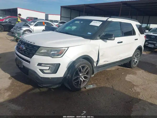 1FM5K8GT9GGD27587 2016 FORD EXPLORER - Image 2