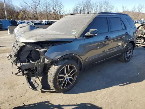 1FM5K8GT9HGA02911 2017 FORD EXPLORER - Image 1