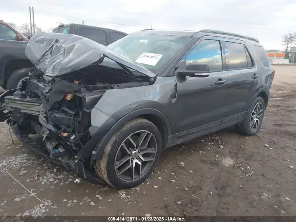 1FM5K8GT9HGA26044 2017 FORD EXPLORER - Image 2