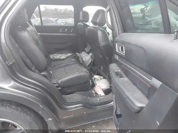 1FM5K8GT9HGA26044 2017 FORD EXPLORER - Image 8