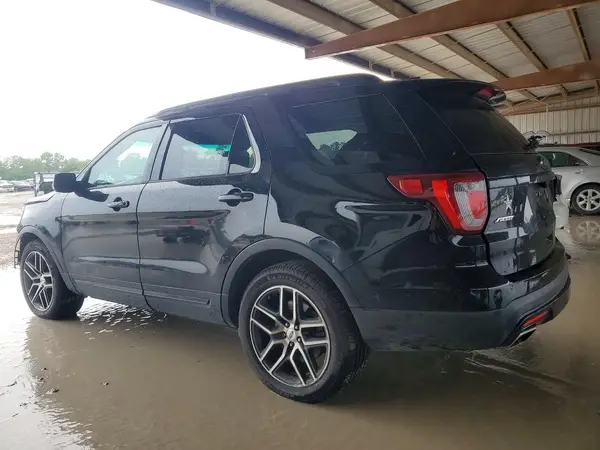 1FM5K8GT9HGA27162 2017 FORD EXPLORER - Image 2