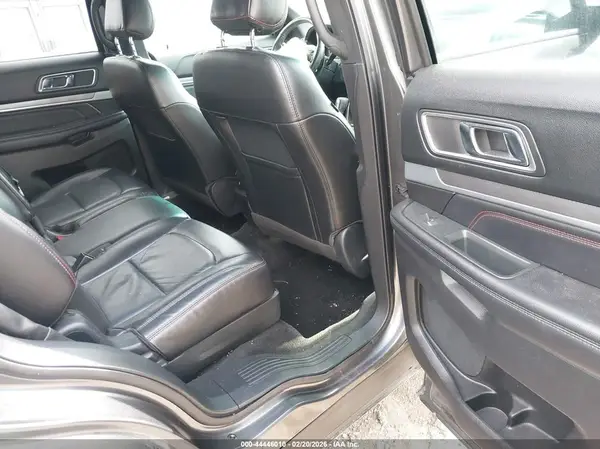 1FM5K8GT9HGA28201 2017 FORD EXPLORER - Image 8