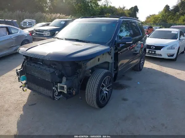 1FM5K8GT9HGA39859 2017 FORD EXPLORER - Image 2