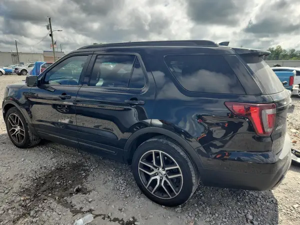 1FM5K8GT9HGA98202 2017 FORD EXPLORER - Image 2