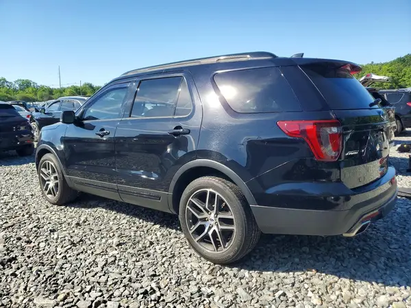 1FM5K8GT9HGB03222 2017 FORD EXPLORER - Image 2