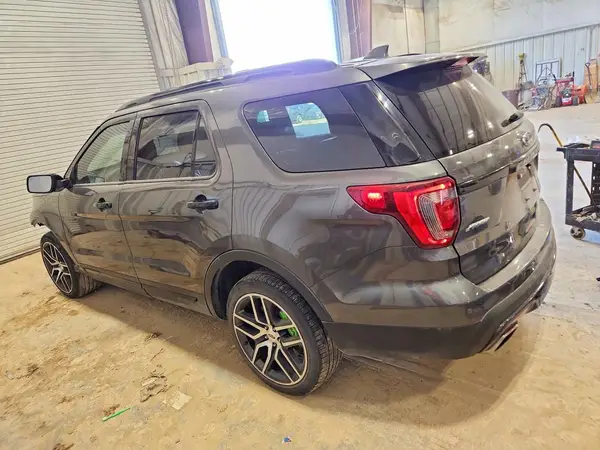 1FM5K8GT9HGB13314 2017 FORD EXPLORER - Image 2