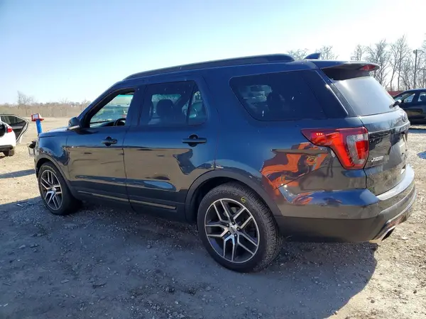 1FM5K8GT9HGB38293 2017 FORD EXPLORER - Image 2