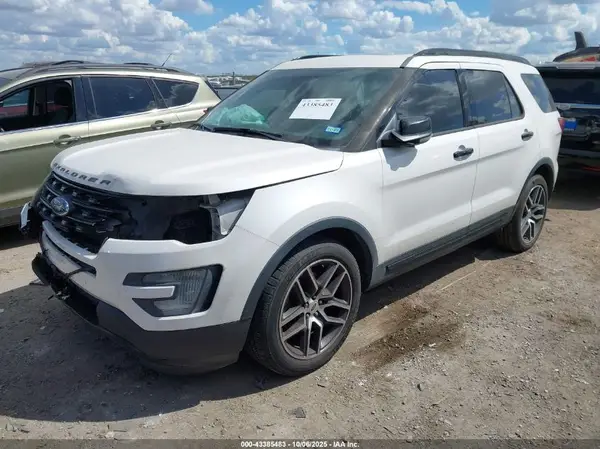 1FM5K8GT9HGB50234 2017 FORD EXPLORER - Image 2