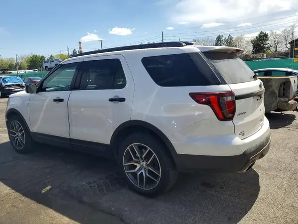 1FM5K8GT9HGB56406 2017 FORD EXPLORER - Image 2