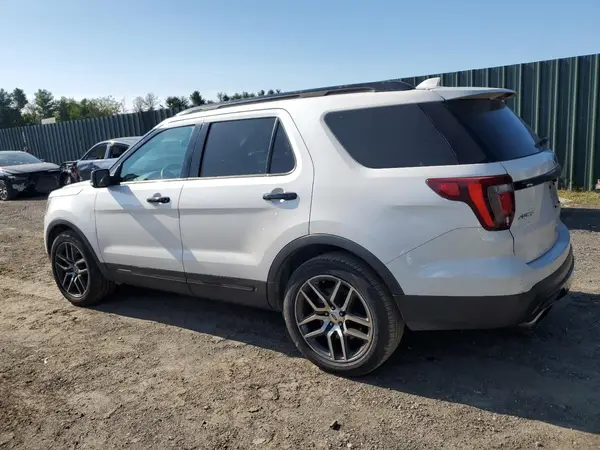 1FM5K8GT9HGB58608 2017 FORD EXPLORER - Image 2
