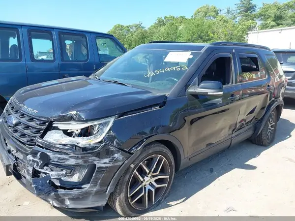 1FM5K8GT9HGB67888 2017 FORD EXPLORER - Image 2