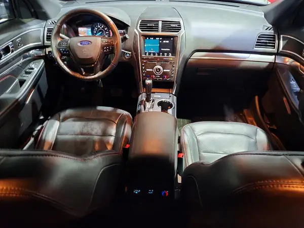 1FM5K8GT9HGD32855 2017 FORD EXPLORER - Image 8