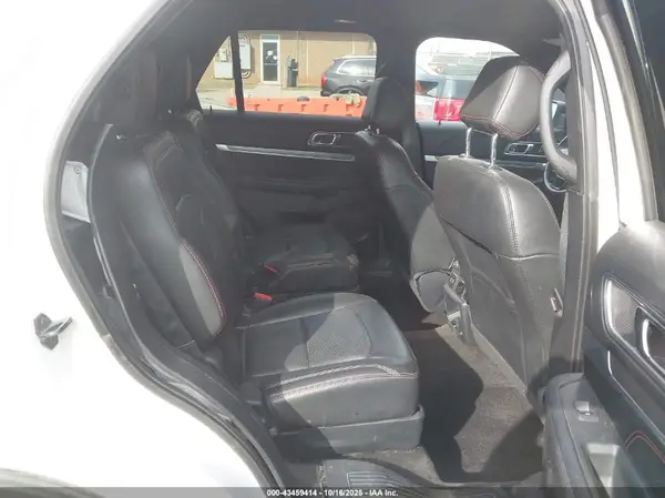 1FM5K8GT9HGD95857 2017 FORD EXPLORER - Image 8