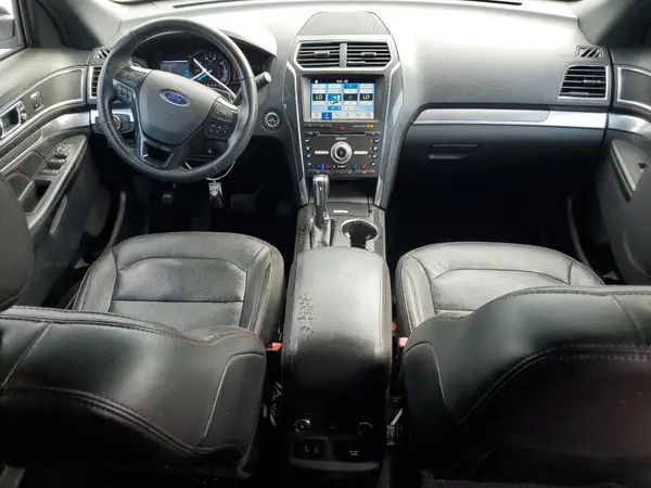 1FM5K8GT9HGE18909 2017 FORD EXPLORER - Image 8