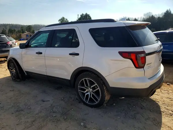 1FM5K8GT9HGE32583 2017 FORD EXPLORER - Image 2