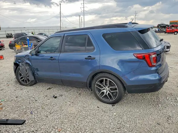 1FM5K8GT9JGA50561 2018 FORD EXPLORER - Image 2