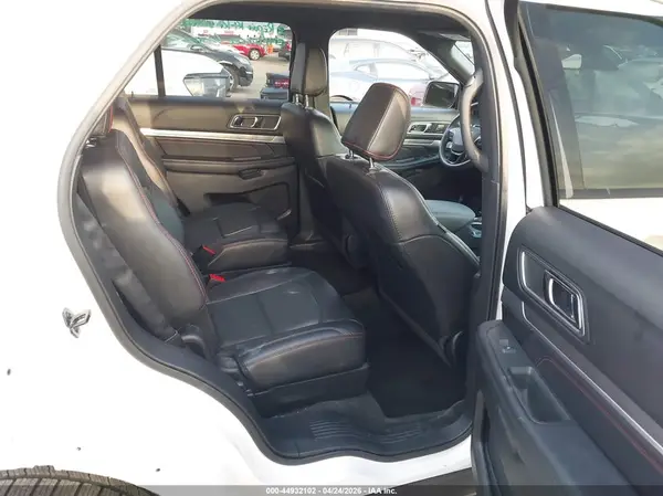 1FM5K8GT9JGA50978 2018 FORD EXPLORER - Image 8