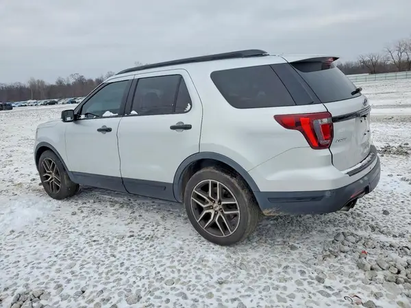 1FM5K8GT9JGB13531 2018 FORD EXPLORER - Image 2