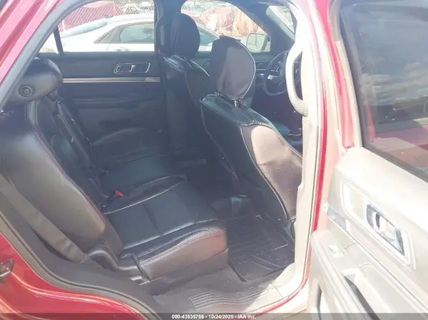 1FM5K8GT9JGB14548 2018 FORD EXPLORER - Image 8