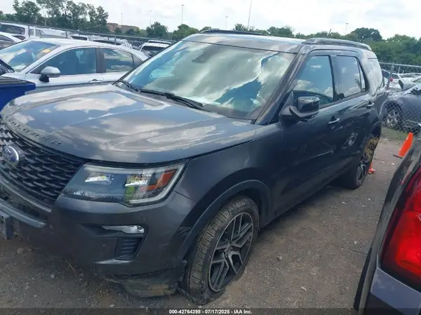 1FM5K8GT9JGB25095 2018 FORD EXPLORER - Image 2