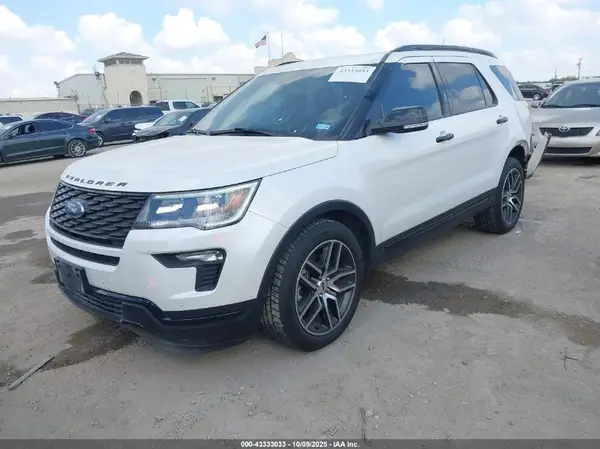 1FM5K8GT9JGB54970 2018 FORD EXPLORER - Image 2
