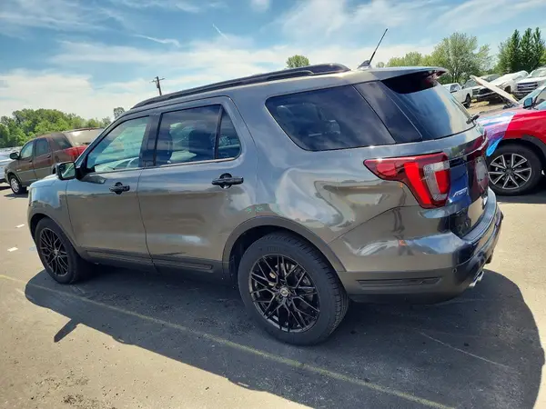 1FM5K8GT9JGC14875 2018 FORD EXPLORER - Image 2