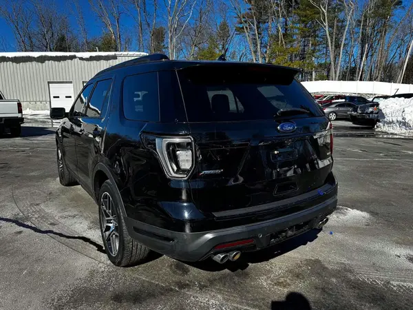 1FM5K8GT9JGC38156 2018 FORD EXPLORER - Image 2