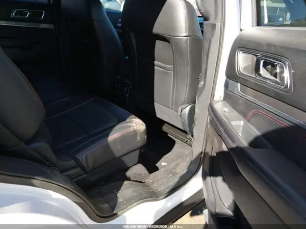 1FM5K8GT9JGC55801 2018 FORD EXPLORER - Image 8