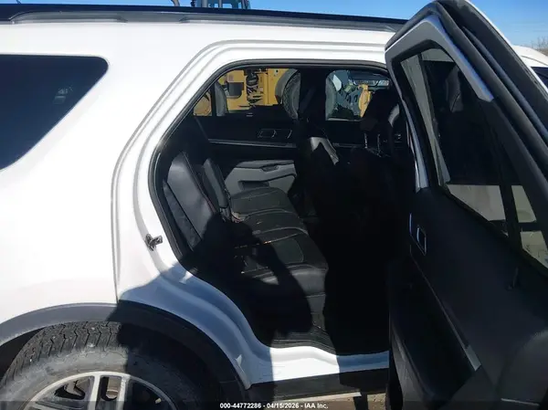 1FM5K8GT9JGC72906 2018 FORD EXPLORER - Image 8