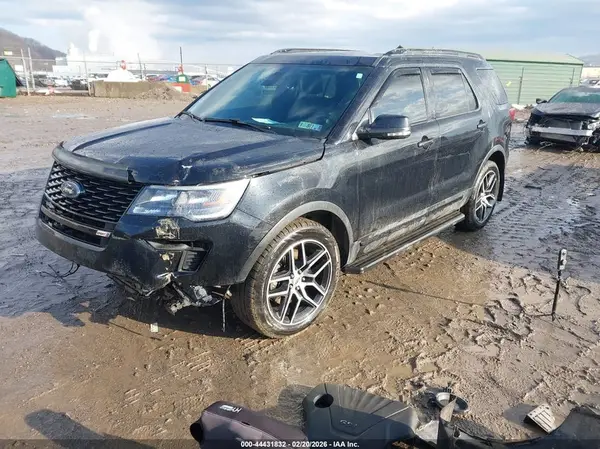 1FM5K8GT9KGB04281 2019 FORD EXPLORER - Image 2