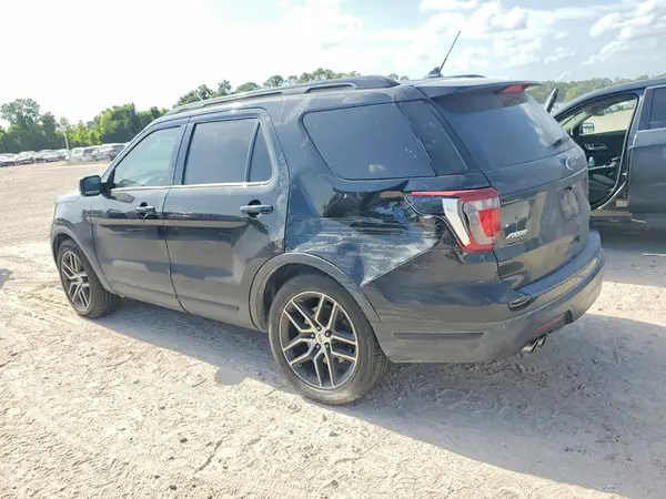 1FM5K8GT9KGB12431 2019 FORD EXPLORER - Image 2