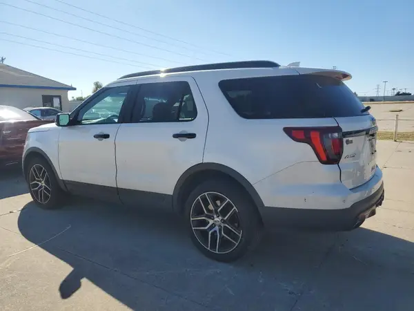 1FM5K8GTXGGA03712 2016 FORD EXPLORER - Image 2