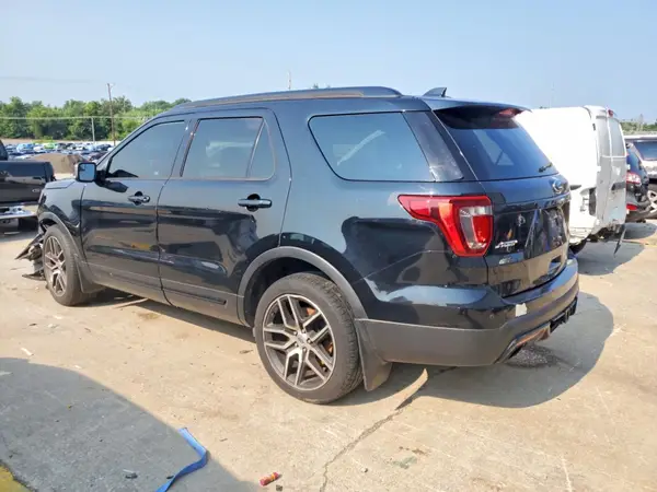 1FM5K8GTXGGA18890 2016 FORD EXPLORER - Image 2