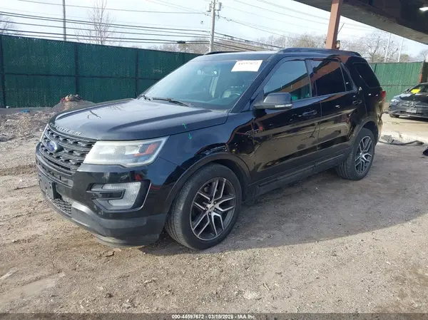 1FM5K8GTXGGC10147 2016 FORD EXPLORER - Image 2